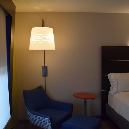 Holiday Inn Express & Suites Sparta Екстер'єр фото