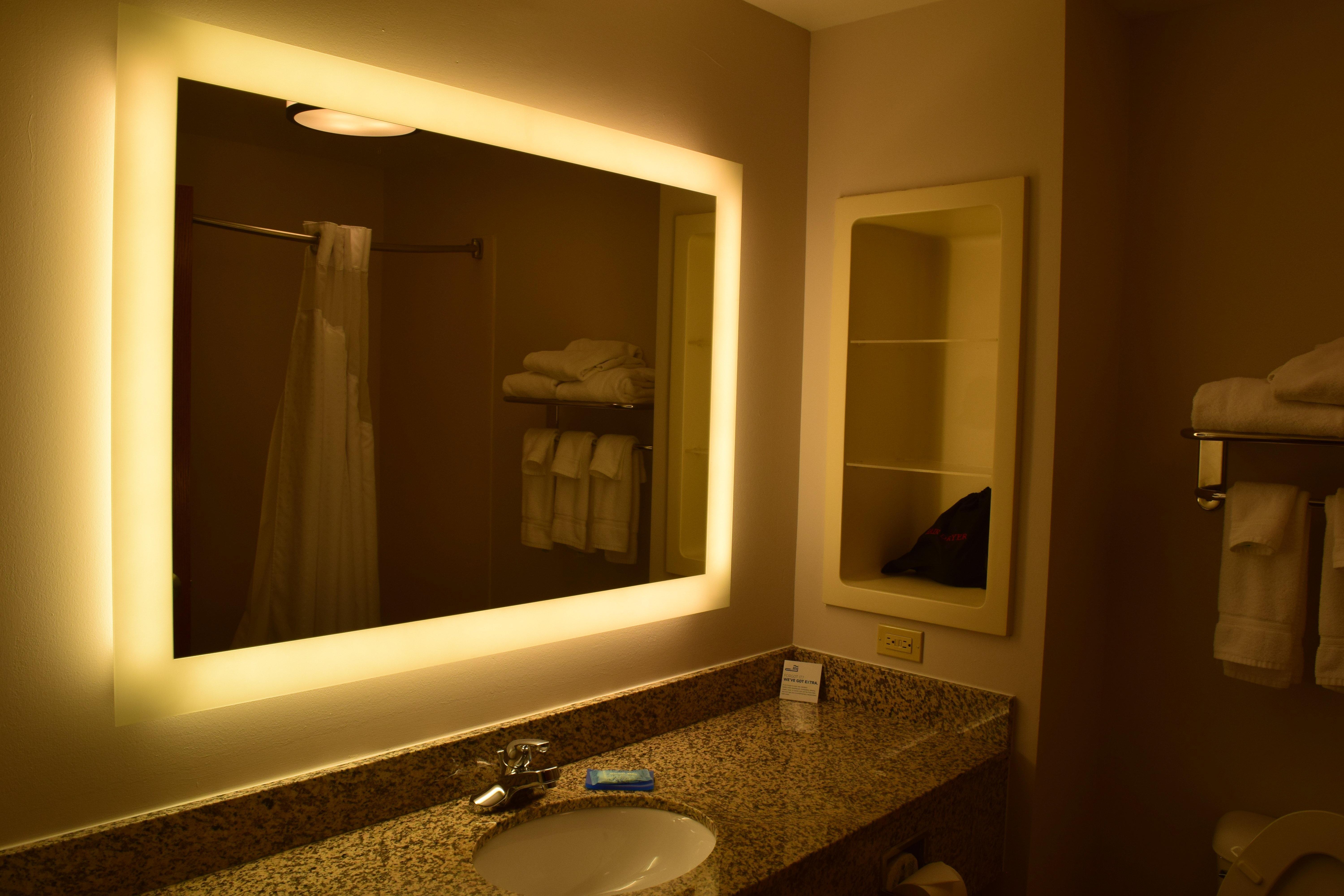 Holiday Inn Express & Suites Sparta Екстер'єр фото