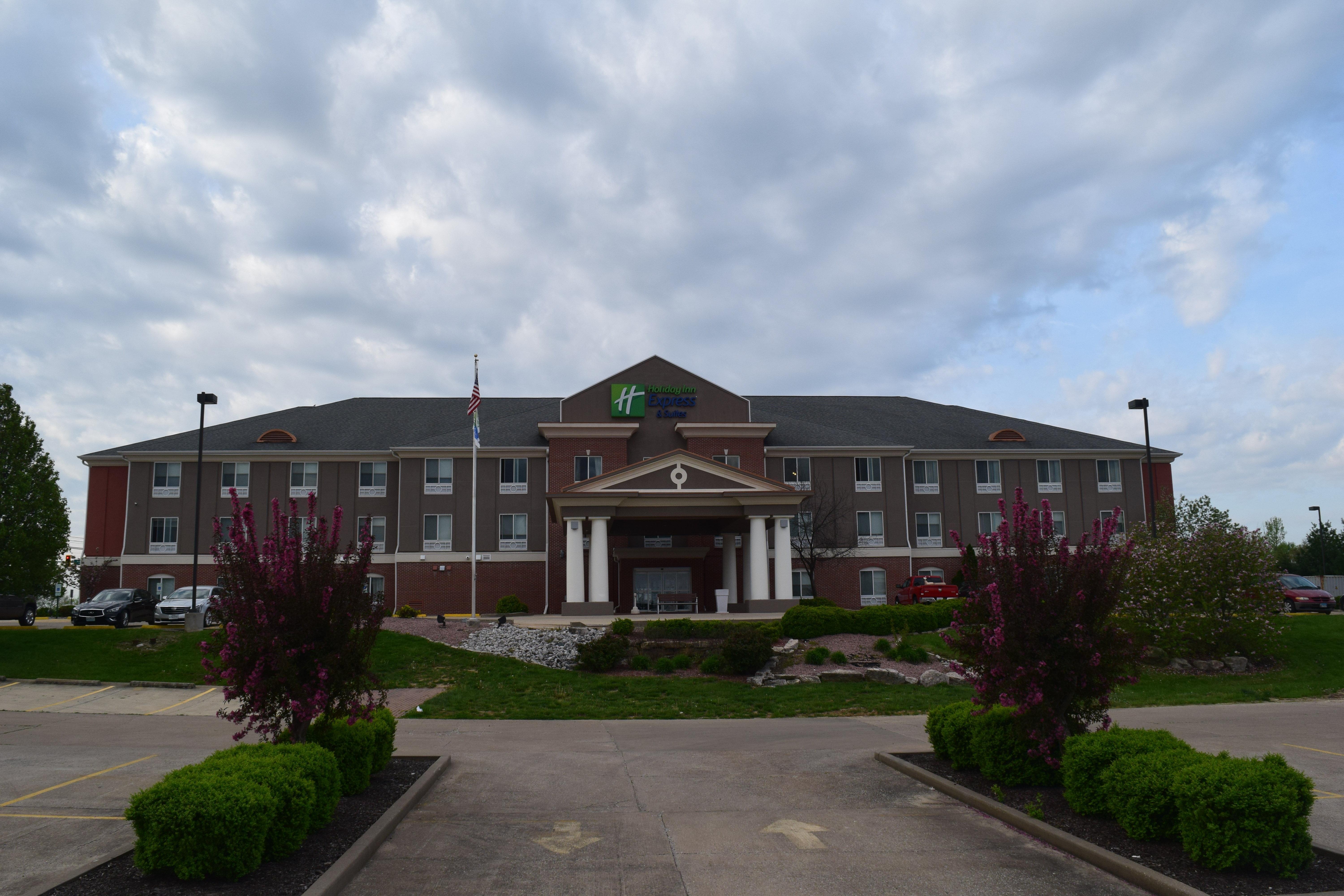 Holiday Inn Express & Suites Sparta Екстер'єр фото