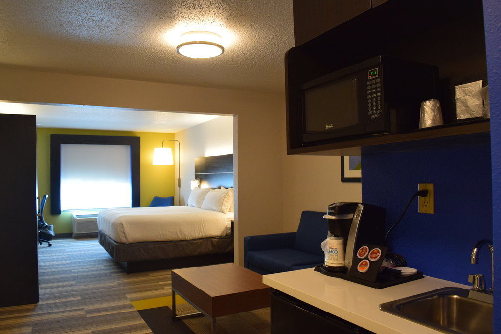 Holiday Inn Express & Suites Sparta Екстер'єр фото